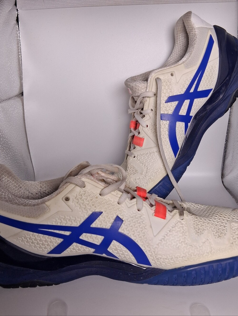 ASICS Gel-Resolution 8 Tennis Shoes White Blue Women's Size 8.5 EUC